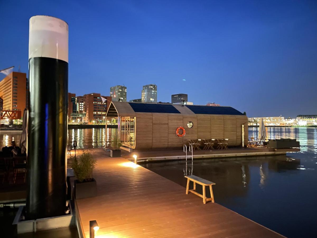 Wikkelboats At Floating Rotterdam Rijnhaven Villa Exterior photo