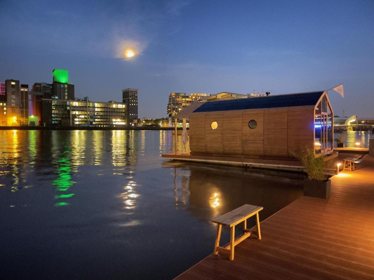 Wikkelboats At Floating Rotterdam Rijnhaven Villa Exterior photo